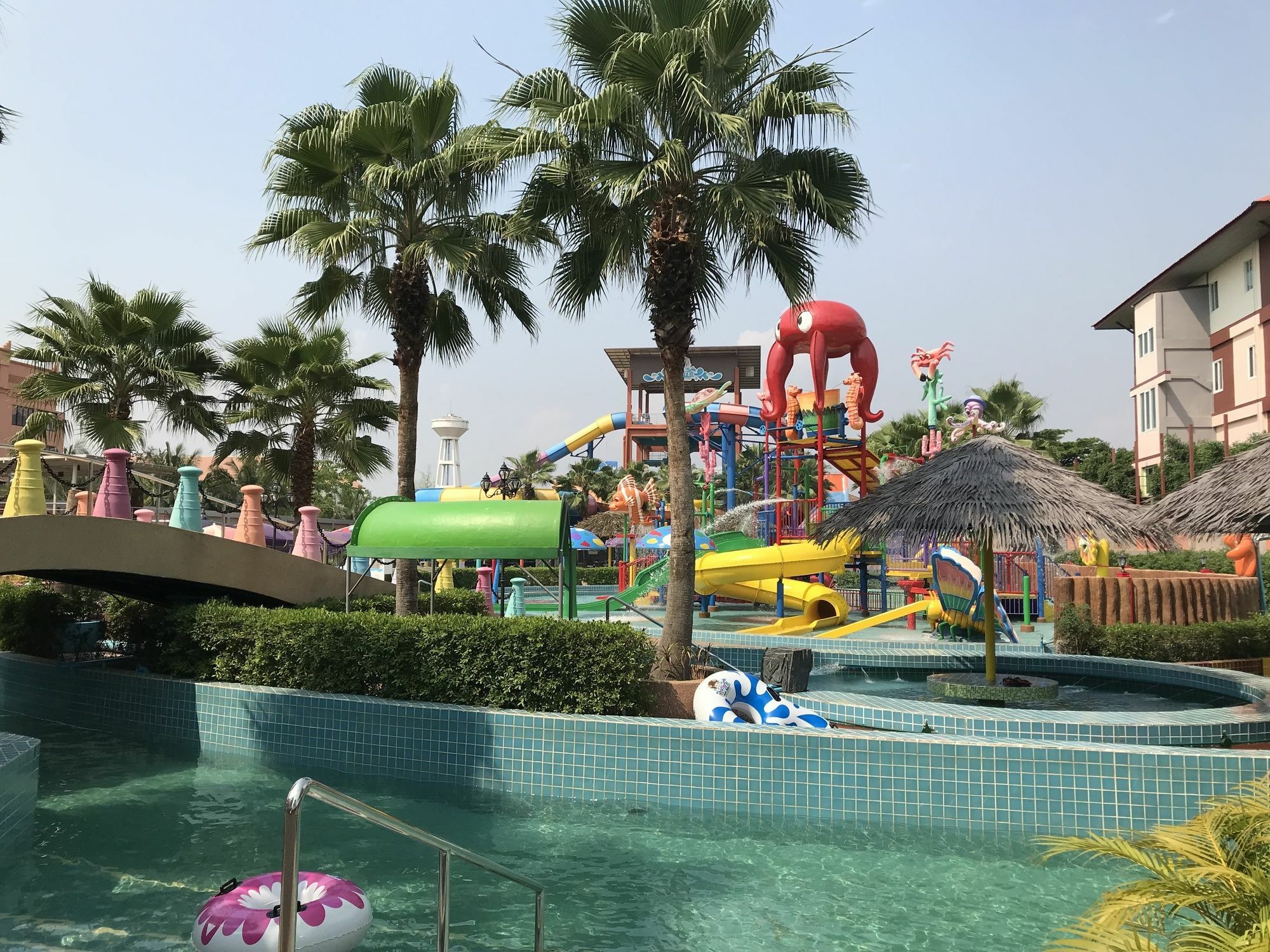 Usotel Waterland Hotel อุดรธานี ภายนอก รูปภาพ